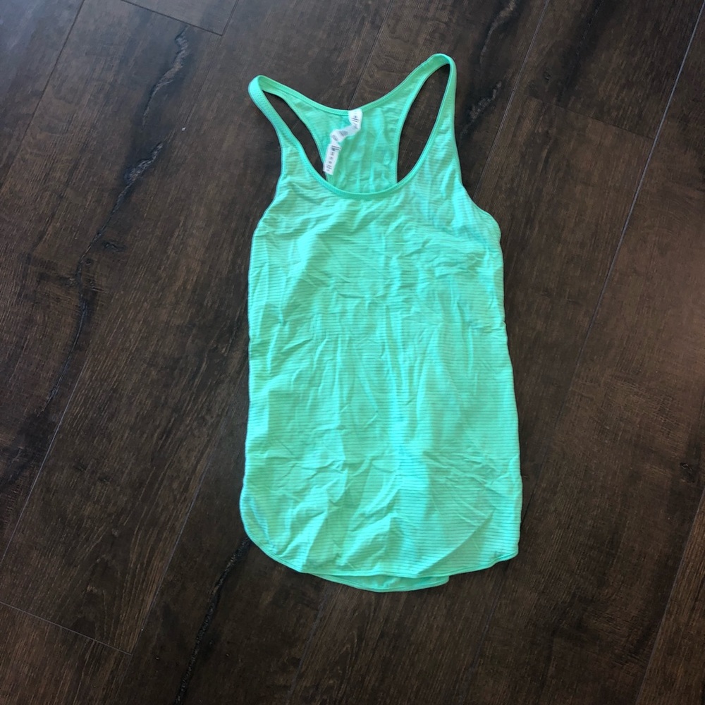 Lulu lemon tank